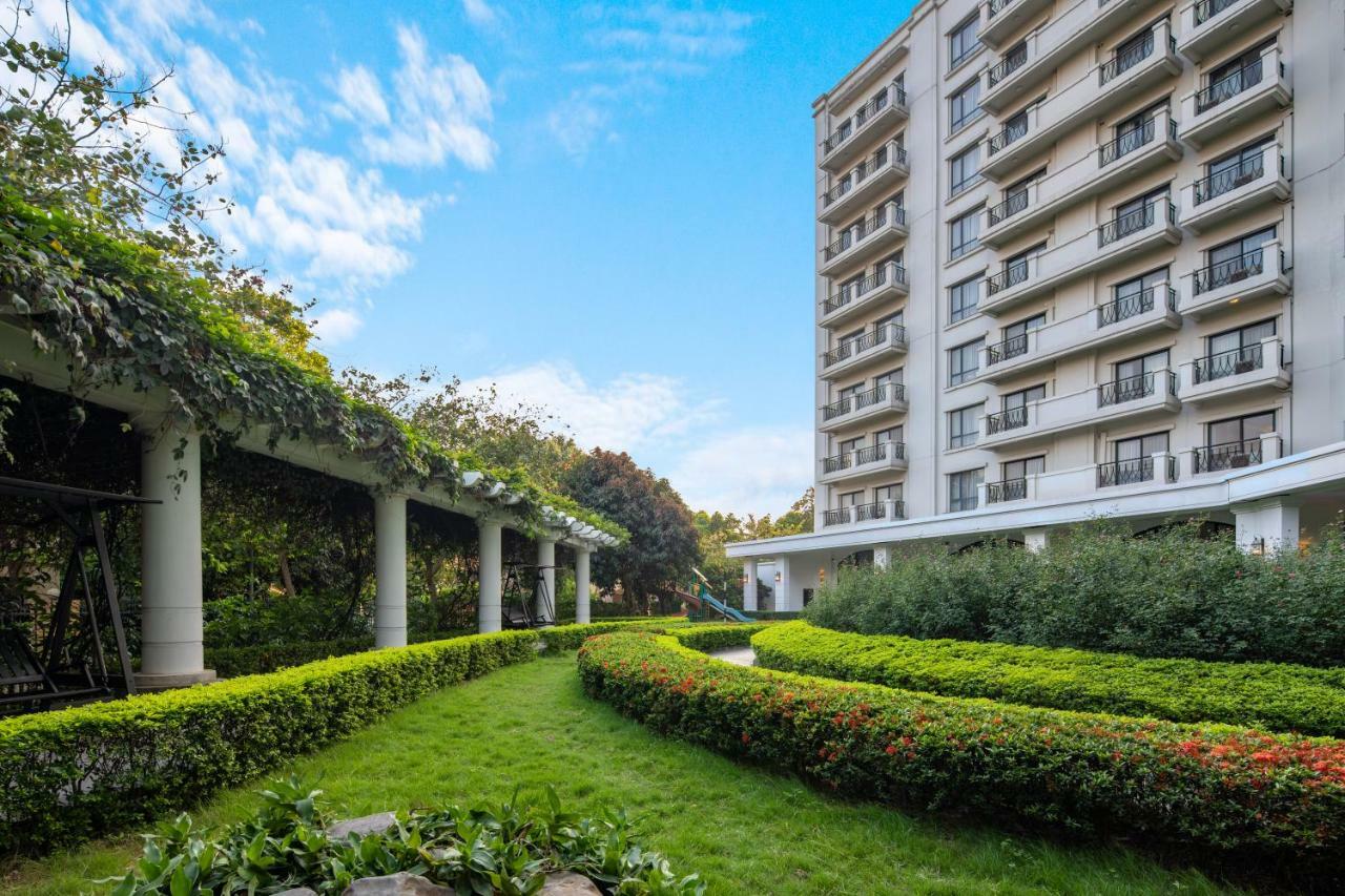 Elegant Suites Westlake Hanoj Exteriér fotografie